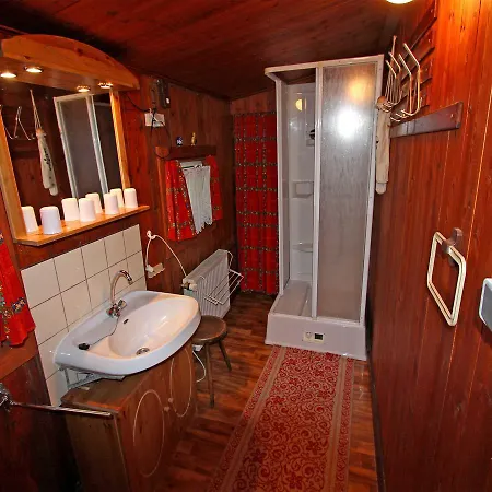 Ferienhaus Am Wasser Bra 1 *
