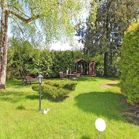 Ferienhaus Am Wasser Bra 1 *